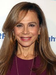 How tall is Lena Olin?